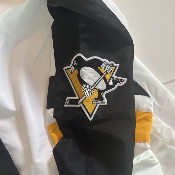 Pittsburgh Penguins V Neck Pullover Embroidered Lettering Men's Large - Picture 6 of 6